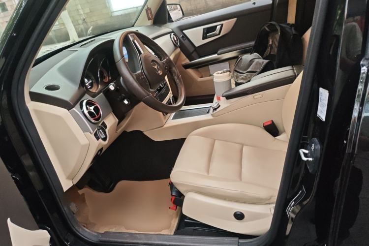 Used Mercedes-Benz GLK-Class 2013 GLK 300 4MATIC Dynamic Edition Left Front Seat