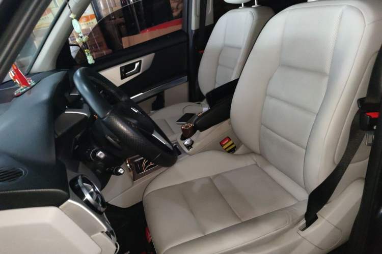 Used Mercedes-Benz GLK-Class 2013 GLK 300 4MATIC Dynamic Edition Left Front Seat