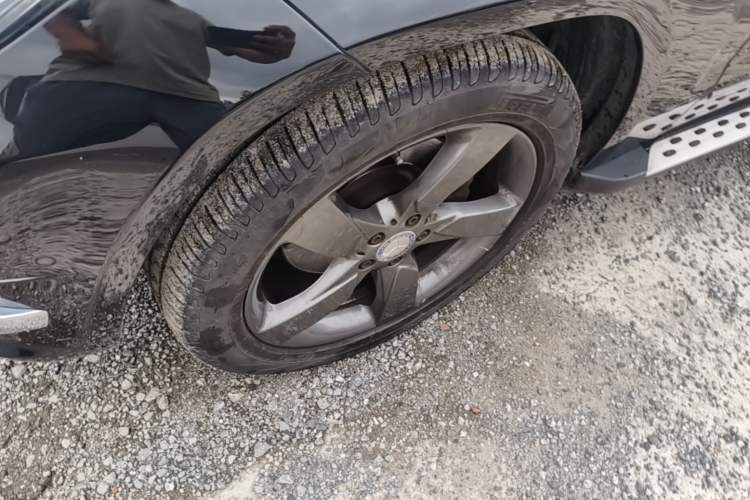 Used Mercedes-Benz GLK-Class 2013 GLK 300 4MATIC Dynamic Sunroof Model Left Front Wheel Hub