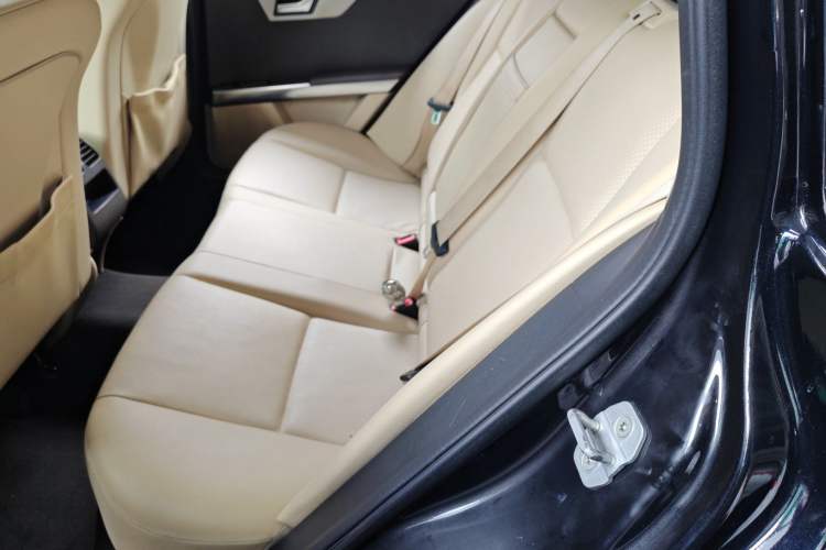 Used Mercedes-Benz GLK-Class 2013 GLK 300 4MATIC Dynamic Edition Left Rear Seat