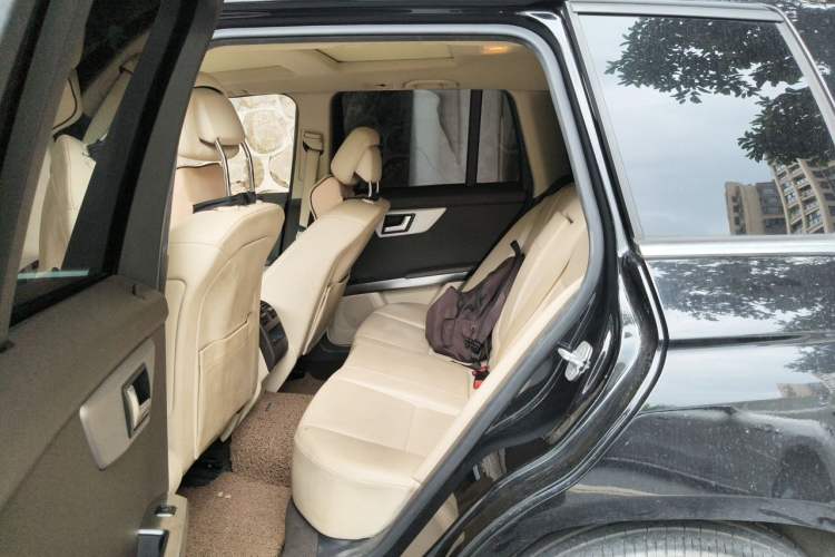 Used Mercedes-Benz GLK-Class 2013 GLK 300 4MATIC Dynamic Sunroof Model Left Rear Seat