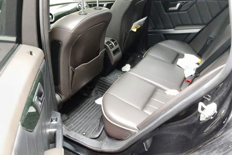 Used Mercedes-Benz GLK-Class 2013 Facelift GLK 300 4MATIC Luxury Edition Left Rear Seat