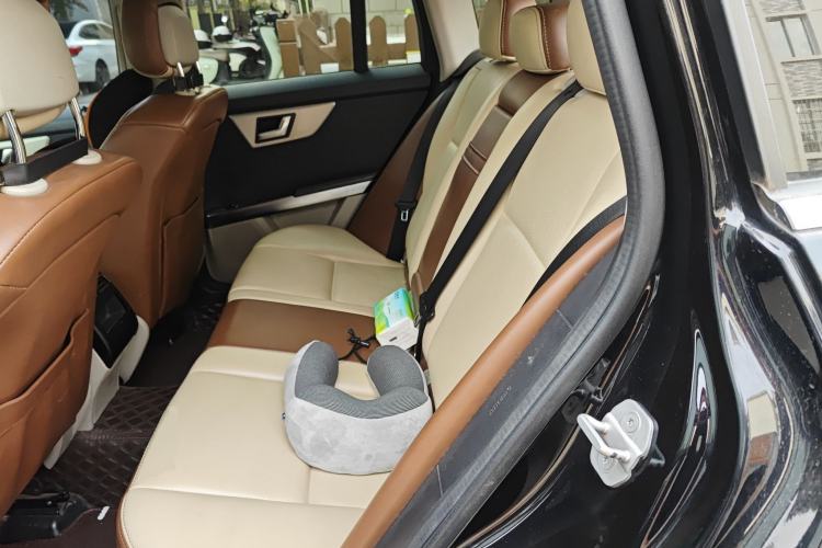 Used Mercedes-Benz GLK-Class 2013 GLK 300 4MATIC Dynamic Sunroof Model Left Rear Seat