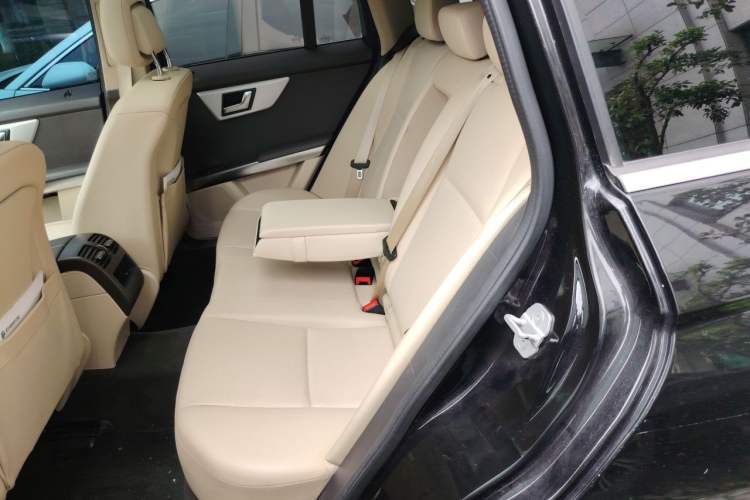 Used Mercedes-Benz GLK-Class 2013 GLK 300 4MATIC Fashion Model Left Rear Seat