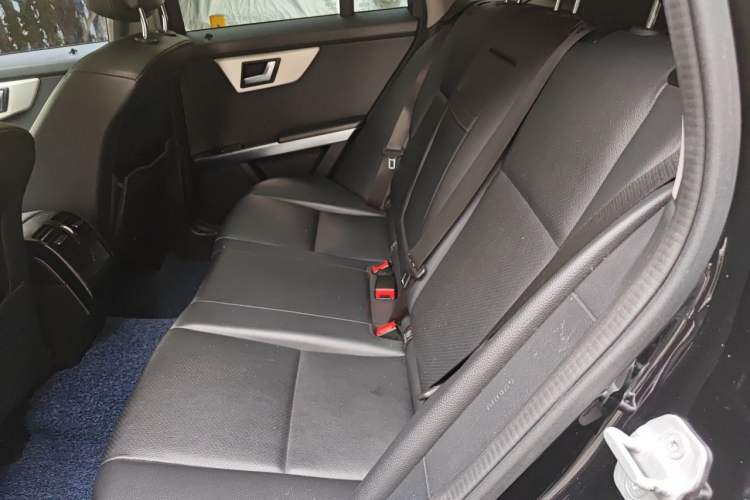 Used Mercedes-Benz GLK-Class 2013 GLK 300 4MATIC Dynamic Sunroof Model Left Rear Seat