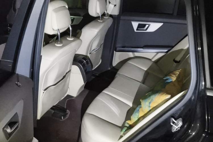 Used Mercedes-Benz GLK-Class 2013 GLK 300 4MATIC Dynamic Sunroof Model Left Rear Seat
