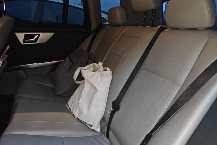 Used Mercedes-Benz GLK-Class 2013 GLK 300 4MATIC Dynamic Sunroof Model Left Rear Seat