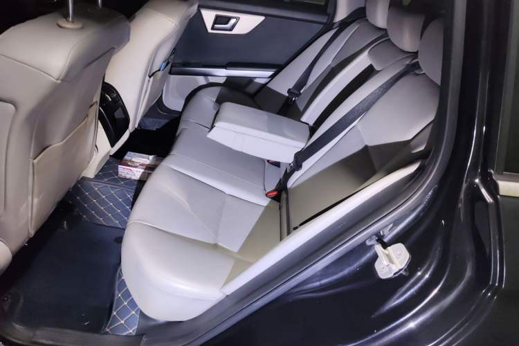 Used Mercedes-Benz GLK-Class 2013 GLK 300 4MATIC Dynamic Sunroof Model Left Rear Seat