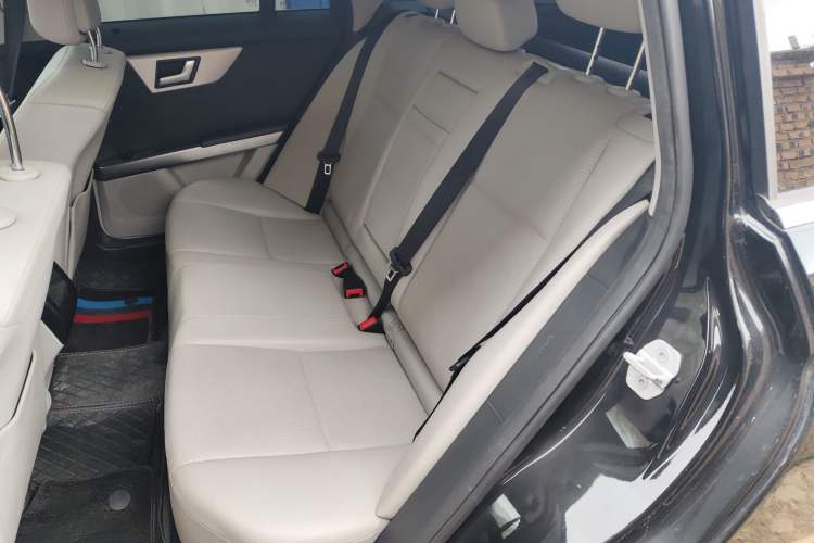Used Mercedes-Benz GLK-Class 2013 GLK 300 4MATIC Dynamic Sunroof Model Left Rear Seat