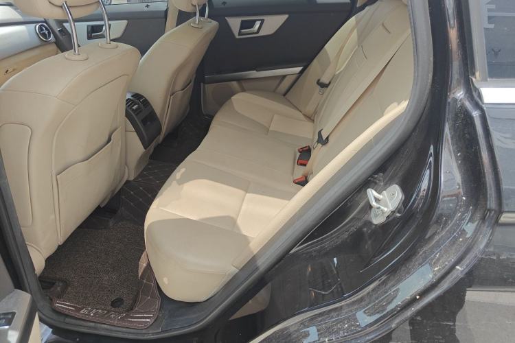 Used Mercedes-Benz GLK-Class 2013 GLK 300 4MATIC Dynamic Sunroof Model Left Rear Seat