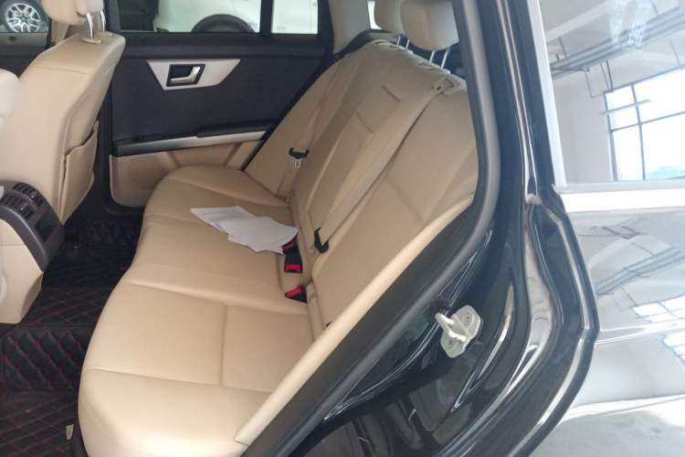 Used Mercedes-Benz GLK-Class 2013 GLK 300 4MATIC Dynamic Sunroof Model Left Rear Seat