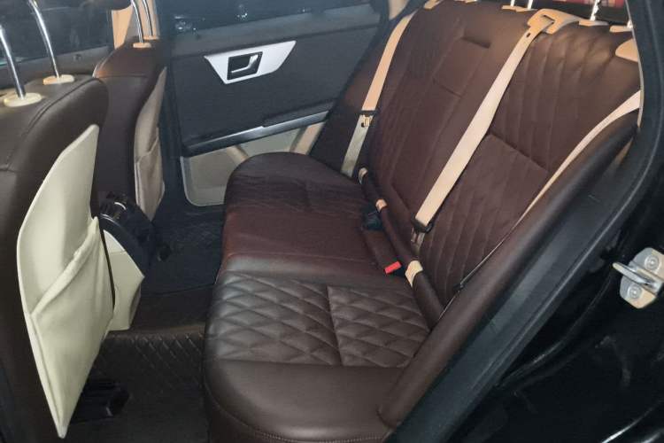 Used Mercedes-Benz GLK-Class 2013 GLK 300 4MATIC Dynamic Sunroof Model Left Rear Seat
