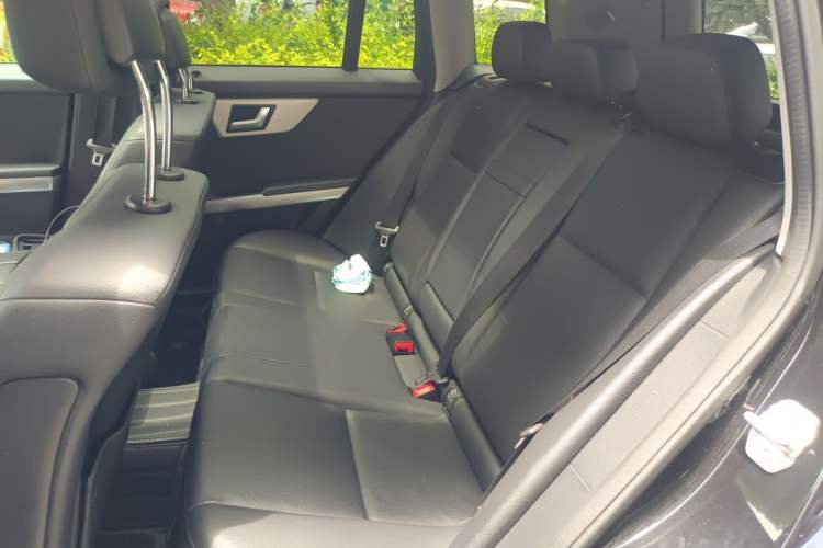 Used Mercedes-Benz GLK-Class 2013 GLK 300 4MATIC Dynamic Sunroof Model Left Rear Seat