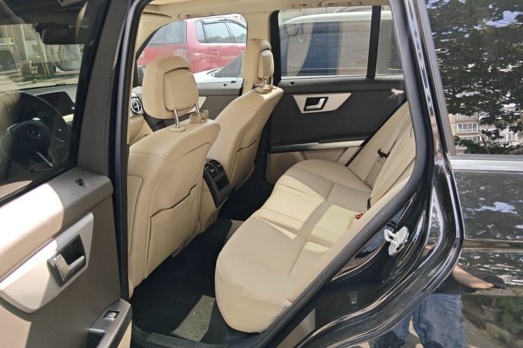 Used Mercedes-Benz GLK-Class 2013 GLK 300 4MATIC Dynamic Sunroof Model Left Rear Seat