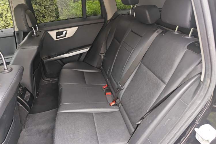 Used Mercedes-Benz GLK-Class 2013 GLK 300 4MATIC Dynamic Sunroof Model Left Rear Seat
