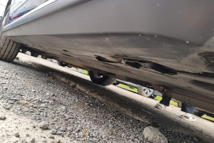 Used Mercedes-Benz GLK-Class 2013 GLK 300 4MATIC Dynamic Sunroof Model Left Side Sill