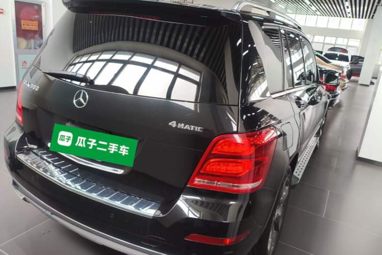 Used Mercedes-Benz GLK-Class 2013 GLK 300 4MATIC Dynamic Edition Rear Right 45 Deg