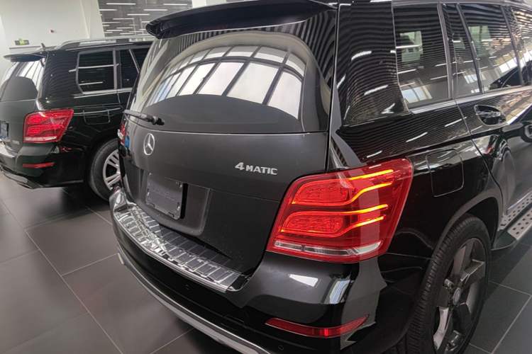 Used Mercedes-Benz GLK-Class 2013 GLK 300 4MATIC Dynamic Sunroof Model Rear