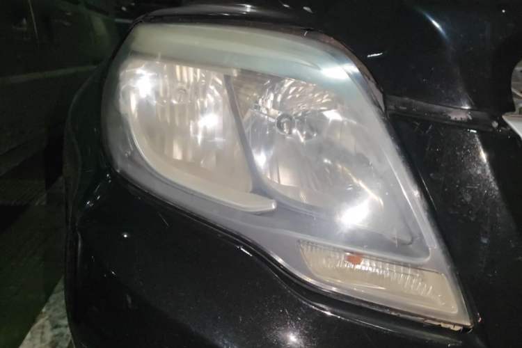 Used Mercedes-Benz GLK-Class 2013 GLK 300 4MATIC Dynamic Sunroof Model Right Front Headlight