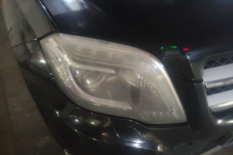 Used Mercedes-Benz GLK-Class 2013 GLK 300 4MATIC Fashion Model Right Front Headlight