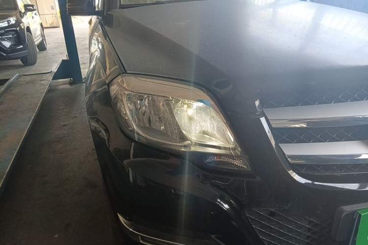 Used Mercedes-Benz GLK-Class 2013 GLK 300 4MATIC Dynamic Sunroof Model Right Front Headlight
