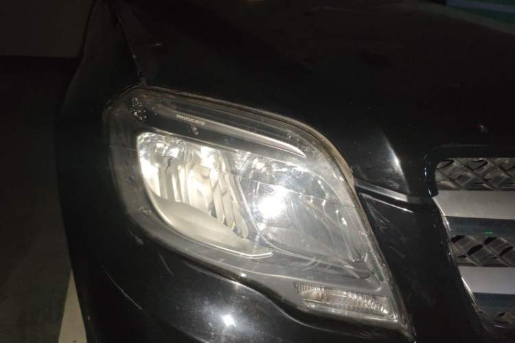 Used Mercedes-Benz GLK-Class 2013 GLK 300 4MATIC Dynamic Sunroof Model Right Front Headlight