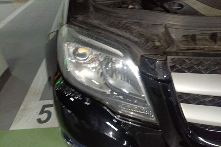 Used Mercedes-Benz GLK-Class 2013 GLK 300 4MATIC Dynamic Edition Right Front Headlight