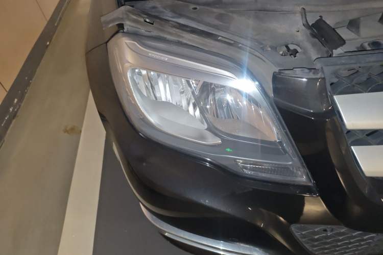 Used Mercedes-Benz GLK-Class 2013 GLK 300 4MATIC Dynamic Edition Right Front Headlight