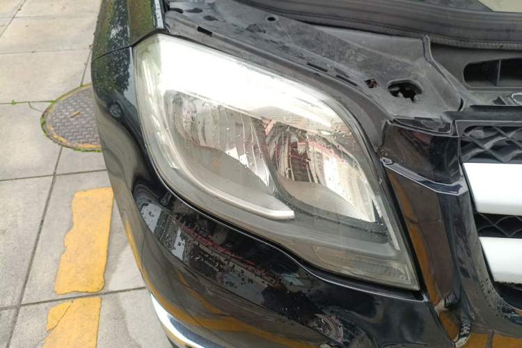Used Mercedes-Benz GLK-Class 2013 GLK 300 4MATIC Dynamic Edition Right Front Headlight
