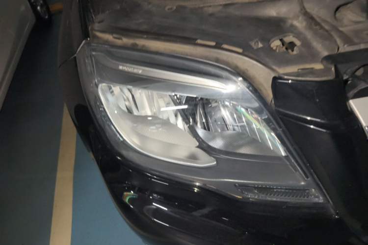 Used Mercedes-Benz GLK-Class 2013 GLK 300 4MATIC Dynamic Sunroof Model Right Front Headlight