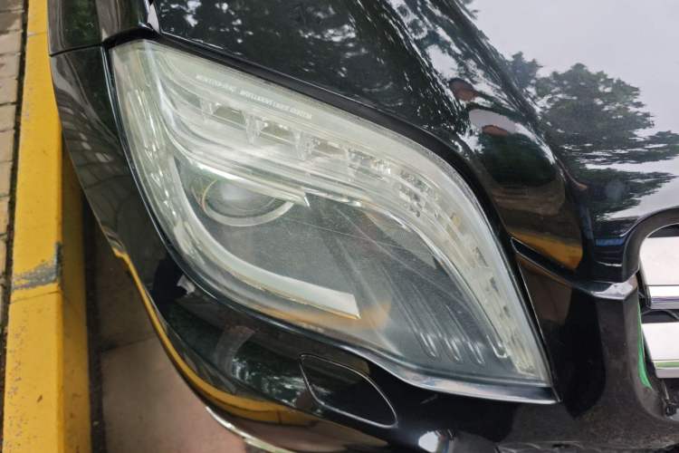 Used Mercedes-Benz GLK-Class 2013 Facelift GLK 300 4MATIC Fashion Edition Right Front Headlight