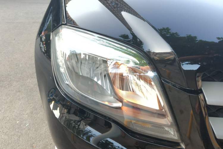 Used Mercedes-Benz GLK-Class 2013 GLK 300 4MATIC Dynamic Edition Right Front Headlight