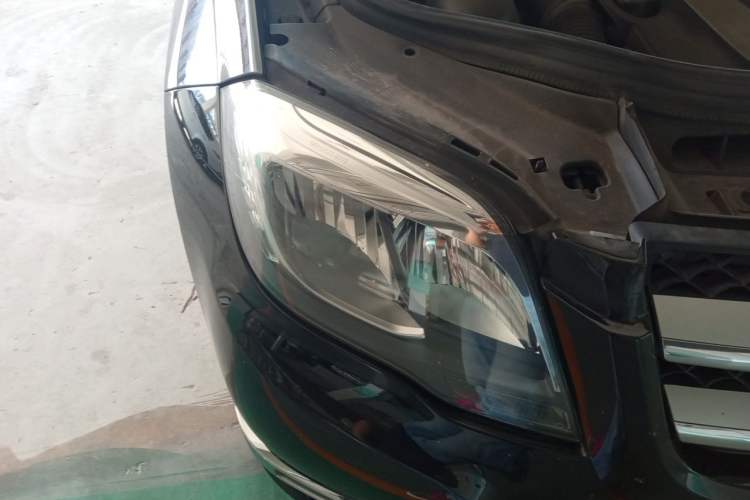 Used Mercedes-Benz GLK-Class 2013 GLK 300 4MATIC Dynamic Sunroof Model Right Front Headlight