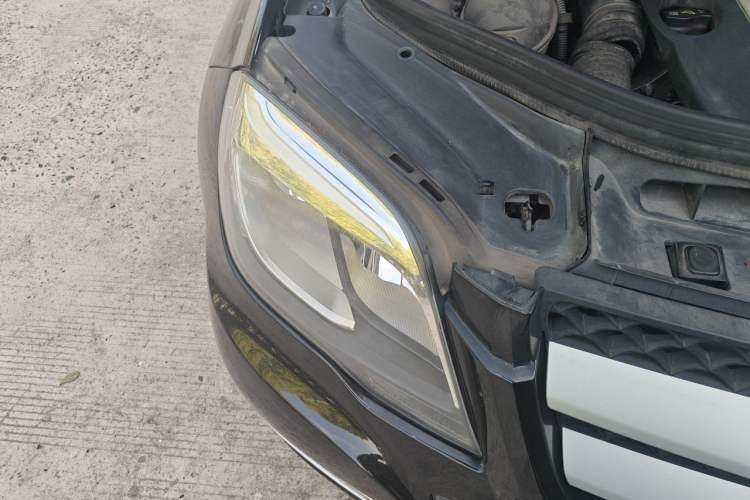 Used Mercedes-Benz GLK-Class 2013 GLK 300 4MATIC Dynamic Edition Right Front Headlight