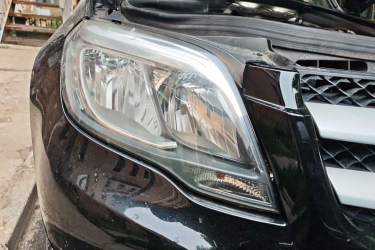Used Mercedes-Benz GLK-Class 2013 GLK 300 4MATIC Dynamic Edition Right Front Headlight