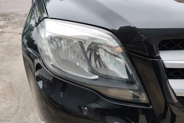 Used Mercedes-Benz GLK-Class 2013 GLK 300 4MATIC Dynamic Sunroof Model Right Front Headlight