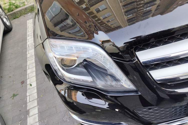 Used Mercedes-Benz GLK-Class 2013 GLK 300 4MATIC Fashion Model Right Front Headlight