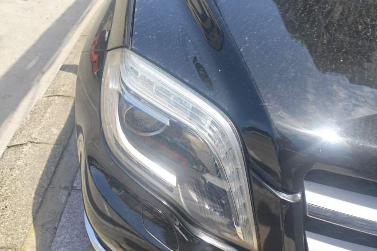 Used Mercedes-Benz GLK-Class 2013 GLK 300 4MATIC Luxury Model Right Front Headlight