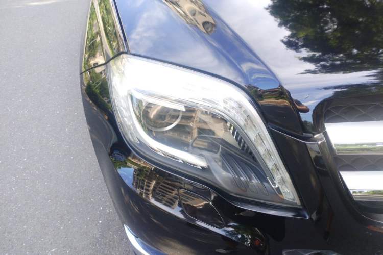 Used Mercedes-Benz GLK-Class 2013 GLK 300 4MATIC Dynamic Sunroof Model Right Front Headlight