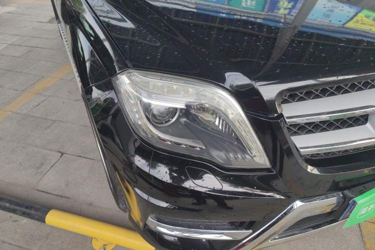 Used Mercedes-Benz GLK-Class 2013 GLK 300 4MATIC Dynamic Sunroof Model Right Front Headlight