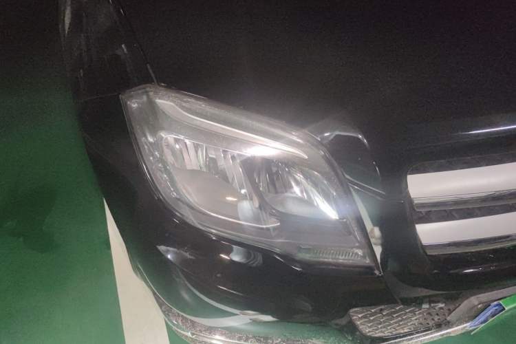 Used Mercedes-Benz GLK-Class 2013 GLK 300 4MATIC Dynamic Sunroof Model Right Front Headlight