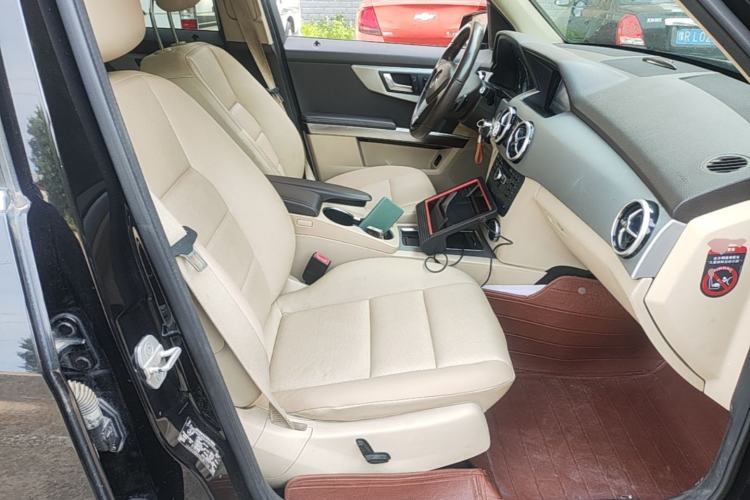 Used Mercedes-Benz GLK-Class 2013 Facelift GLK 300 4MATIC Fashion Edition Right Front Seat