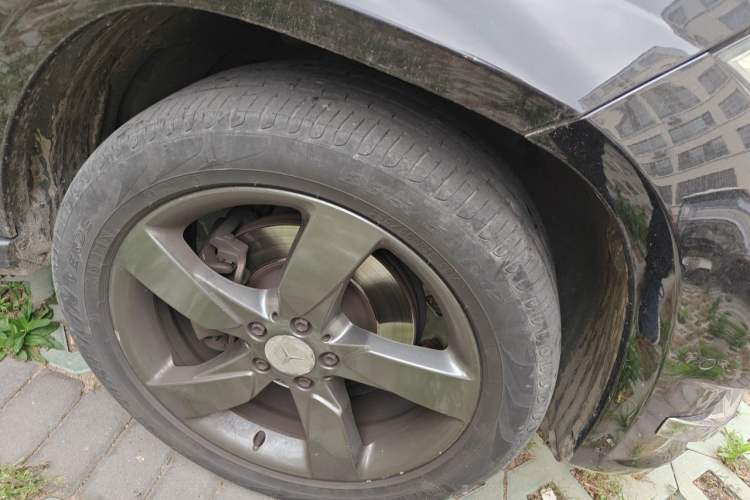 Used Mercedes-Benz GLK-Class 2013 Facelift GLK 300 4MATIC Fashion Edition Right Front Wheel Hub