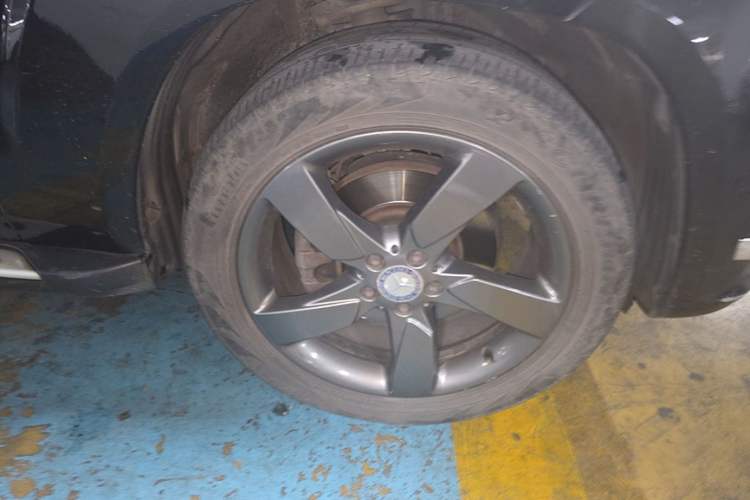 Used Mercedes-Benz GLK-Class 2013 Facelift GLK 300 4MATIC Fashion Edition Right Front Wheel Hub