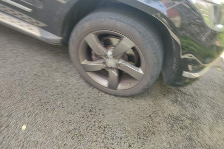 Used Mercedes-Benz GLK-Class 2013 GLK 300 4MATIC Dynamic Sunroof Model Right Front Wheel Hub