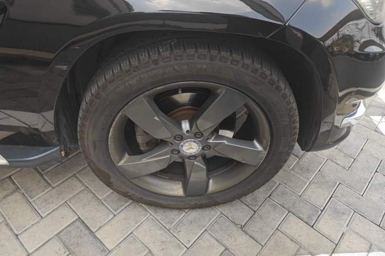 Used Mercedes-Benz GLK-Class 2013 Facelift GLK 300 4MATIC Fashion Edition Right Front Wheel Hub