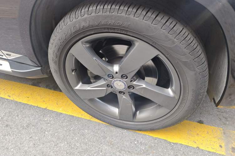 Used Mercedes-Benz GLK-Class 2013 Facelift GLK 300 4MATIC Fashion Edition Right Front Wheel Hub