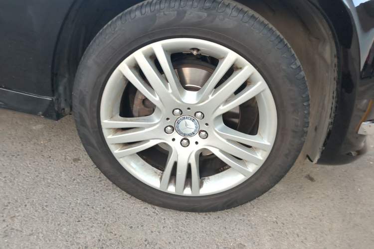 Used Mercedes-Benz GLK-Class 2013 GLK 300 4MATIC Dynamic Edition Right Front Wheel Hub