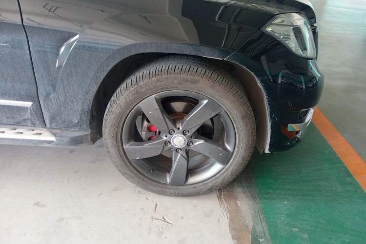 Used Mercedes-Benz GLK-Class 2013 GLK 300 4MATIC Dynamic Sunroof Model Right Front Wheel Hub