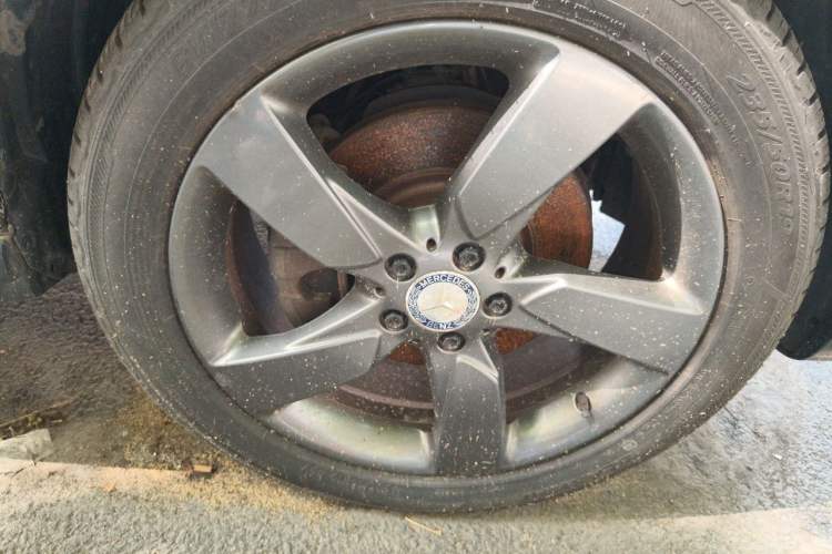 Used Mercedes-Benz GLK-Class 2013 GLK 300 4MATIC Dynamic Sunroof Model Right Front Wheel Hub